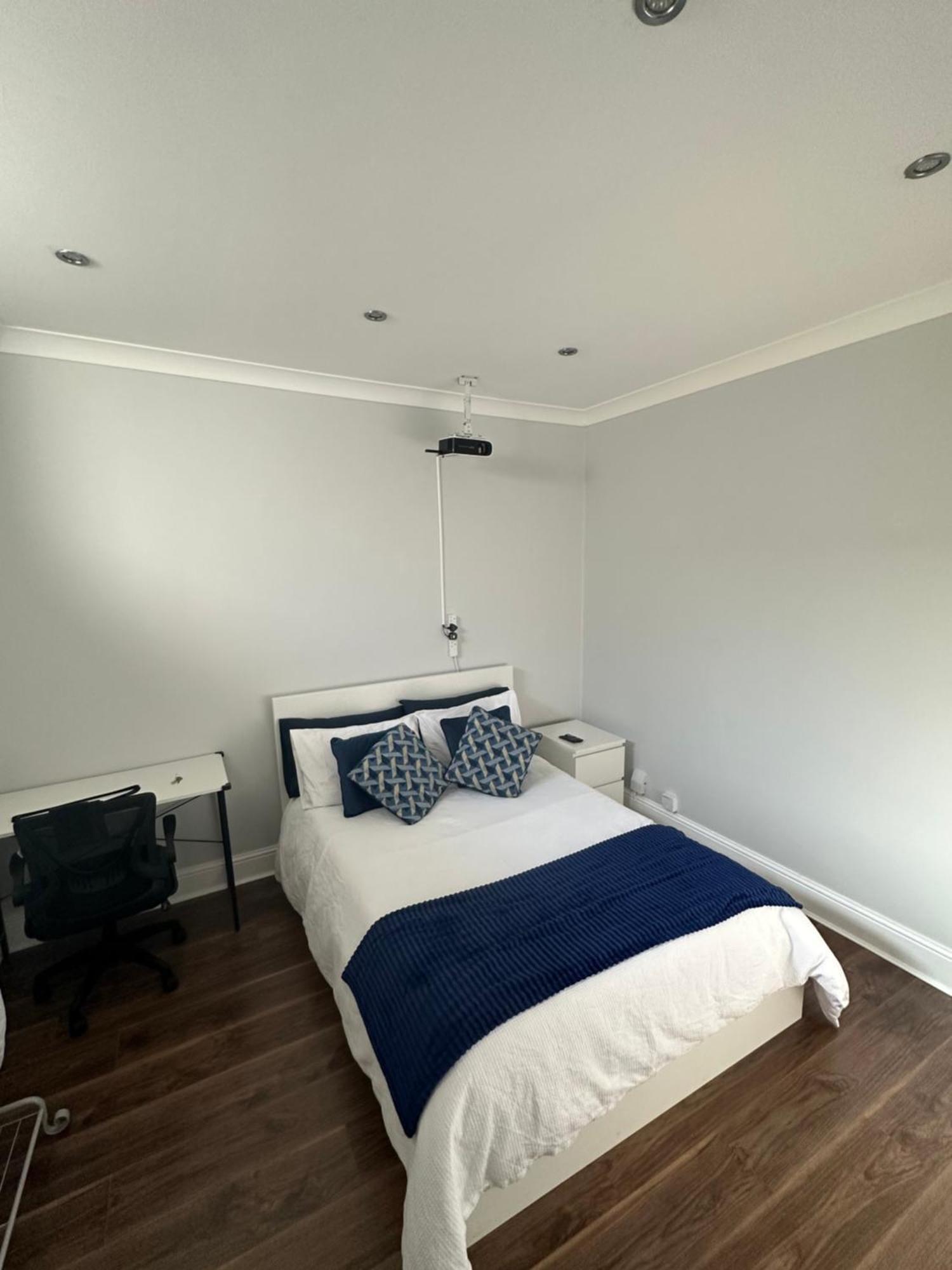 Liverpool Street Blue Bedroom Londýn Exteriér fotografie